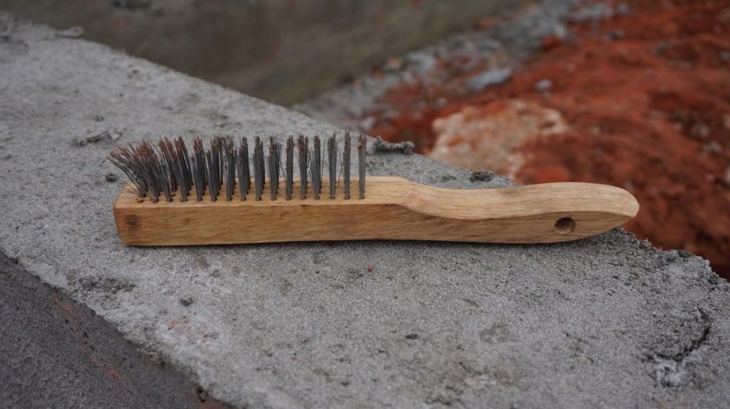 De beste staalborstel in verschillende materialen en korrelgroottes voor diverse schoonmaaktaken